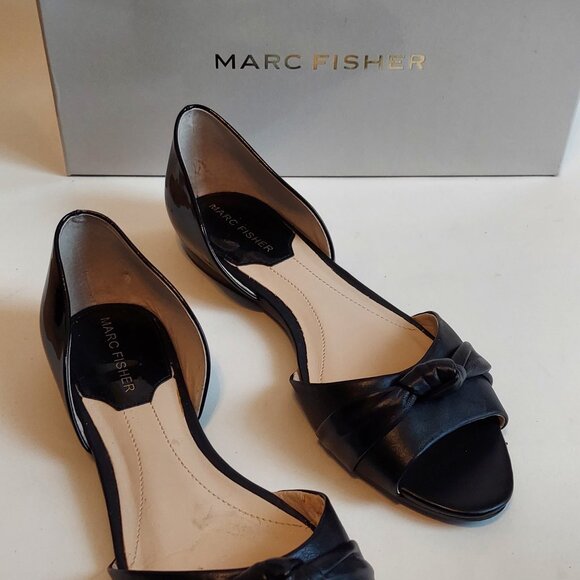 Marc Fisher Dalan 2 Leather & Patent Leather Open Toe Flats Sz. 8.5 - Picture 1 of 4
